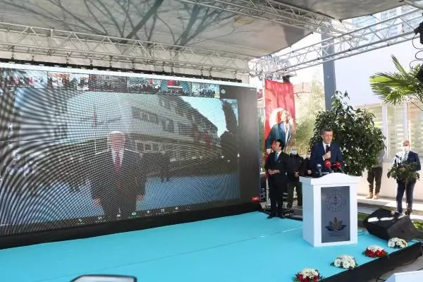 SAKARYA BAKAN SELÇUK OKULLARI ZİYARET ETTİ, ÖĞRETMENLERLE BULUŞTU SAKARYA BAKAN SELÇUK OKULLARI ZİYARET ETTİ, ÖĞRETMENLERLE BULUŞTU