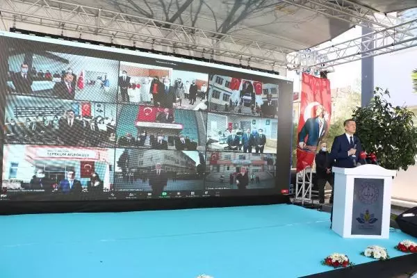 SAKARYA BAKAN SELÇUK OKULLARI ZİYARET ETTİ, ÖĞRETMENLERLE BULUŞTU SAKARYA BAKAN SELÇUK OKULLARI ZİYARET ETTİ, ÖĞRETMENLERLE BULUŞTU