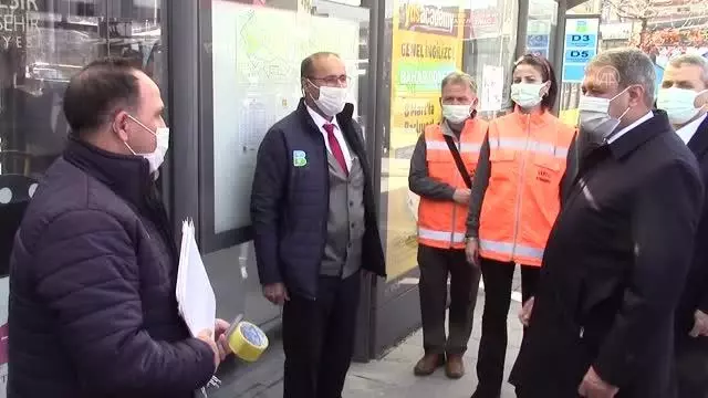 BALIKESİR - Vali Şıldak, vatandaşlara hareketliliğin azaltılması çağrısında bulundu BALIKESİR - Vali Şıldak, vatandaşlara hareketliliğin azaltılması çağrısında bulundu
