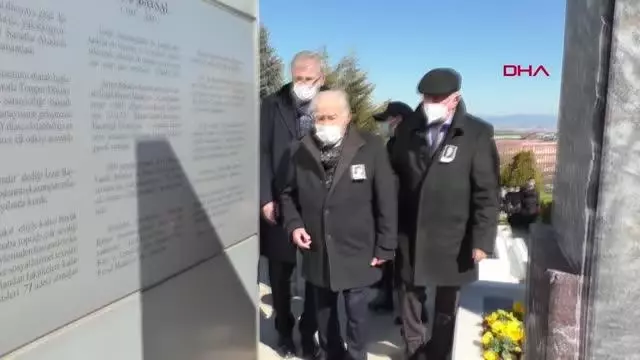 İzzet Baysal, ölümünün 21'inci yıl dönümünde anıldı İzzet Baysal, ölümünün 21'inci yıl dönümünde anıldı