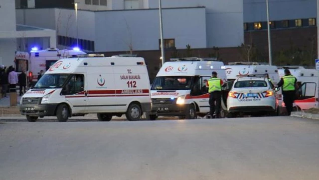 Bitlis'teki helikopter kazasında şehit olan 11 askerimizin naaşı Elazığ'a getirildi