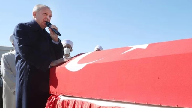 Cumhurbaşkanı Erdoğan, 11 şehidimizin cenaze töreninde konuştu: Rabbim şehitlik makamını bizlere de nasip etsin