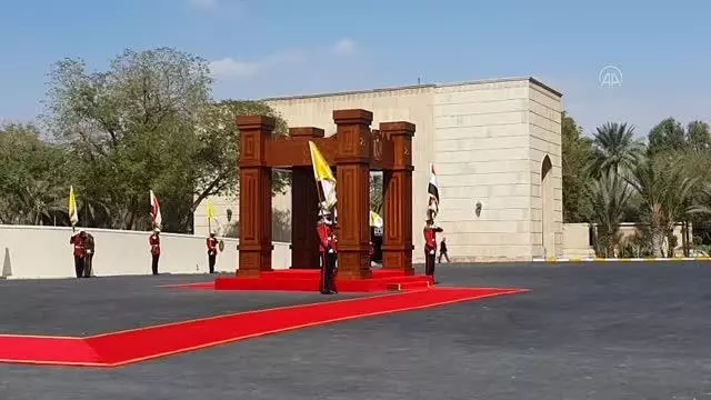 Cumhurbaşkanlığı Sarayı'nda Papa'yı karşılama hazırlıkları