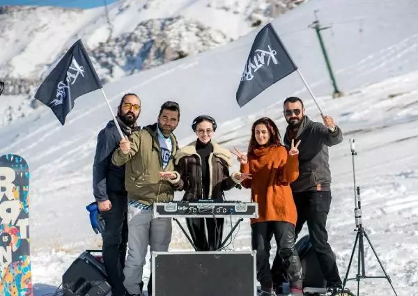 Dünyaca ünlü Ukraynalı DJ Katy Rise, klip için Saklıkent'i seçti Dünyaca ünlü Ukraynalı DJ Katy Rise, klip için Saklıkent'i seçti