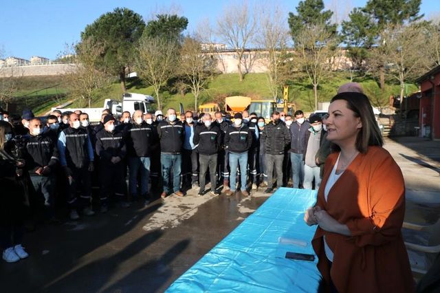 hurriyet iscilerle bir araya geldi 2 13971687 o