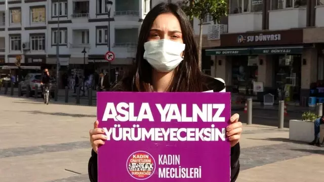 Kadın cinayetlerine tepki gösterdiler Kadın cinayetlerine tepki gösterdiler
