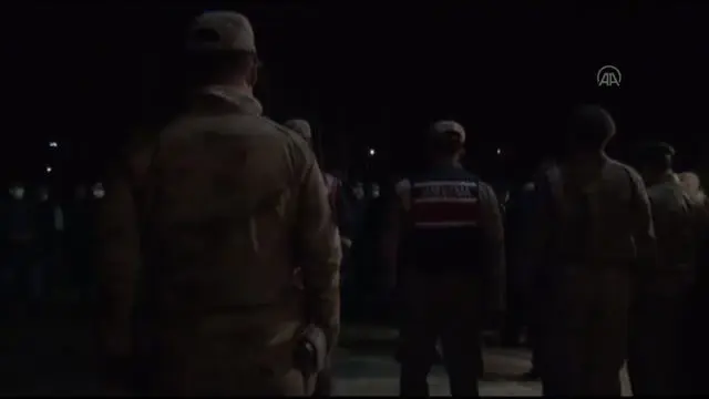 KAHRAMANMARAŞ - Helikopter kazasında şehit olan Astsubay Demir'in ailesine acı haber verildi KAHRAMANMARAŞ - Helikopter kazasında şehit olan Astsubay Demir'in ailesine acı haber verildi
