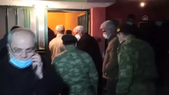 KAHRAMANMARAŞ - Helikopter kazasında şehit olan Astsubay Demir'in ailesine acı haber verildi KAHRAMANMARAŞ - Helikopter kazasında şehit olan Astsubay Demir'in ailesine acı haber verildi
