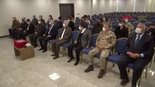 KİLİS Türk bayrağı Kilis'ten Çanakkale'ye uğurlandı KİLİS Türk bayrağı Kilis'ten Çanakkale'ye uğurlandı