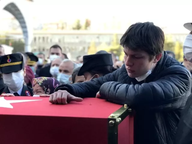 Kırıkkaleli şehit Umulu son yolculuğuna uğurlandı Kırıkkaleli şehit Umulu son yolculuğuna uğurlandı