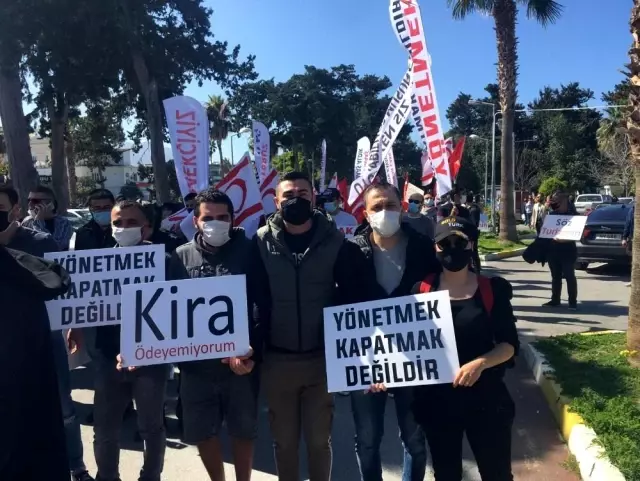- KKTC'de turizm emekçileri sokağa indi - KKTC'de turizm emekçileri sokağa indi