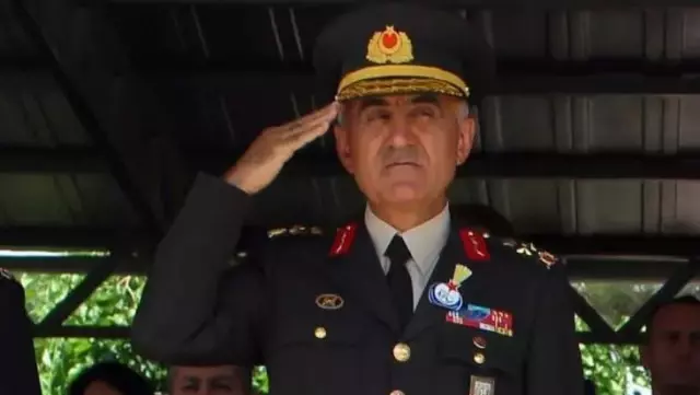 Korgeneral Erbaş'la ilgili detay tüyleri diken diken etti! 'Keşke biz de şehit olabilsek' dedikten 1,5 saat sonra kaza olmuş Korgeneral Erbaş'la ilgili detay tüyleri diken diken etti! 'Keşke biz de şehit olabilsek' dedikten 1,5 saat sonra kaza olmuş