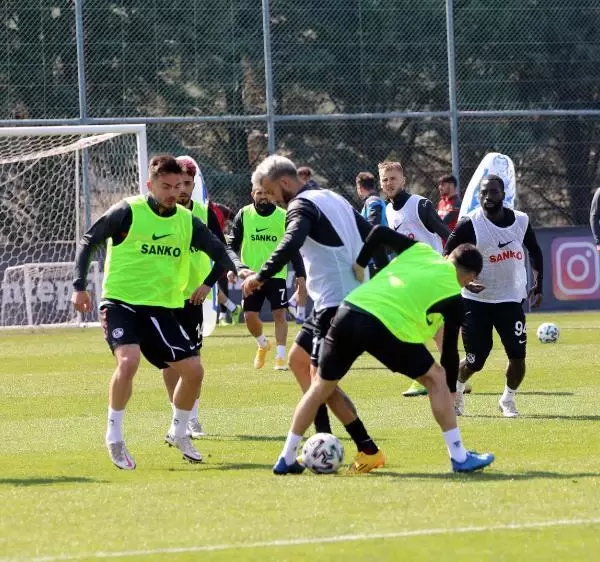 SPOR Maxim: Performansımın düştüğünü düşünmüyorum SPOR Maxim: Performansımın düştüğünü düşünmüyorum
