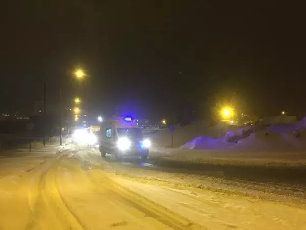 MSB: Askeri helikopter kaza kırıma uğradı: 11 şehit, 2 yaralı (7) MSB: Askeri helikopter kaza kırıma uğradı: 11 şehit, 2 yaralı (7)