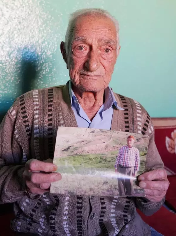 Son dakika haber! 'Nuh'un gemisinin kaşifi' Hasan dede, görevini torunlarına devrediyor Son dakika haber! 'Nuh'un gemisinin kaşifi' Hasan dede, görevini torunlarına devrediyor