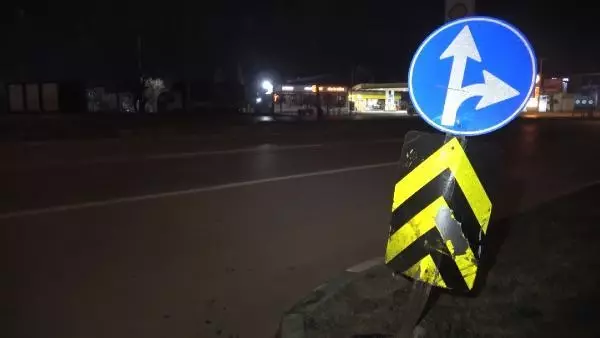 Otomobilin çarptığı motosiklet sürücüsü hayatını kaybetti Otomobilin çarptığı motosiklet sürücüsü hayatını kaybetti