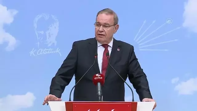 Öztrak: 'Ülke yönetiminde temel prensibimiz yurtta barış, dünyada barış olacaktır' Öztrak: 'Ülke yönetiminde temel prensibimiz yurtta barış, dünyada barış olacaktır'