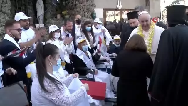 Son dakika haberleri | - Papa Francis, Bağdat'taki Süryani Katolik Kilisesi'ni ziyaret etti- Papa Francis: 'Şiddet, savaş, nefret ve kan dökmek dinle bağdaşmıyor' Son dakika haberleri | - Papa Francis, Bağdat'taki Süryani Katolik Kilisesi'ni ziyaret etti- Papa Francis: 'Şiddet, savaş, nefret ve kan dökmek dinle bağdaşmıyor'