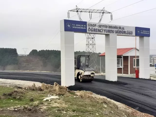 Sinop Belediyesi'nden 'yol kapatma' açıklaması Sinop Belediyesi'nden 'yol kapatma' açıklaması