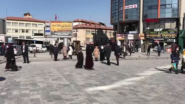 Sivas'a il dışından gelenler 3 gün ikametlerinde kalacak Sivas'a il dışından gelenler 3 gün ikametlerinde kalacak