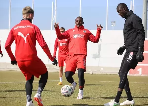 SPOR Sivasspor, Galatasaray maçının hazırlıklarını sürdürdü SPOR Sivasspor, Galatasaray maçının hazırlıklarını sürdürdü