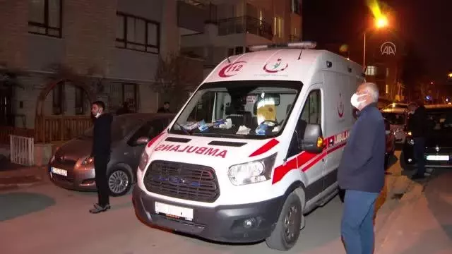 Tatvan'daki helikopter kazasında şehit düşen Albay Şentürk Aydınyer'in Ankara'daki ailesine acı haber ulaştı Tatvan'daki helikopter kazasında şehit düşen Albay Şentürk Aydınyer'in Ankara'daki ailesine acı haber ulaştı
