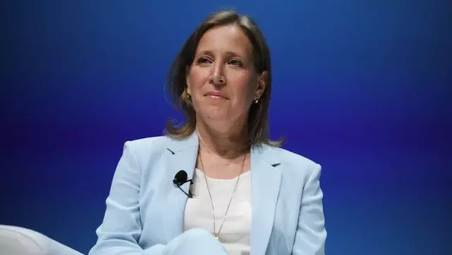 YouTube CEO'su, Trump'ın hesabını şiddet riskinin ortadan kalkması durumunda açabileceklerini söyledi YouTube CEO'su, Trump'ın hesabını şiddet riskinin ortadan kalkması durumunda açabileceklerini söyledi