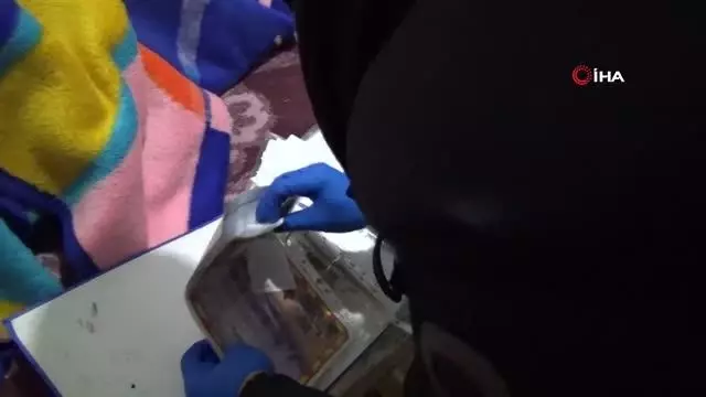 Ağrı'da göçmen kaçakçılarına ağır darbe Ağrı'da göçmen kaçakçılarına ağır darbe
