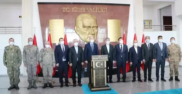 Bakan Süleyman Soylu, Iğdır'da Güvenlik Toplantısına katıldı Bakan Süleyman Soylu, Iğdır'da Güvenlik Toplantısına katıldı