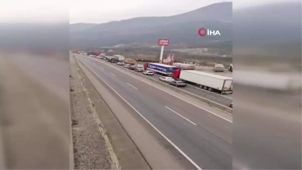 Bariyerlere çarpan motosiklet sürücüsü feci şekilde can verdi