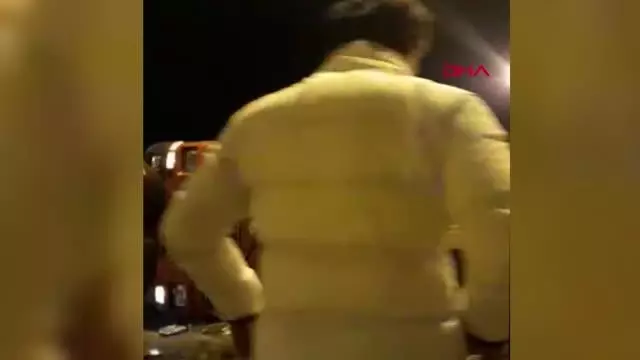 Devrilen TIR'ın şoförü yaralandı Devrilen TIR'ın şoförü yaralandı