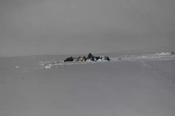 Bitlis'te, kaza kırıma uğrayan askeri helikopter enkazını kaldırma çalışması Bitlis'te, kaza kırıma uğrayan askeri helikopter enkazını kaldırma çalışması