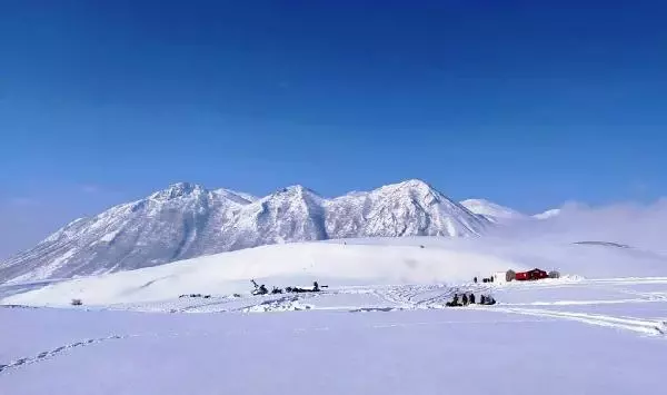 Bitlis'te, kaza kırıma uğrayan askeri helikopter enkazını kaldırma çalışması Bitlis'te, kaza kırıma uğrayan askeri helikopter enkazını kaldırma çalışması