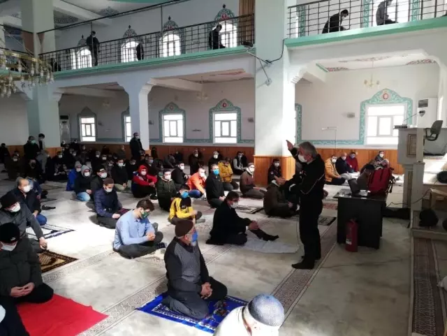 Camide vatandaşlara afet eğitimi Camide vatandaşlara afet eğitimi