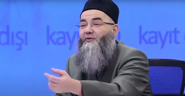 Cübbeli Ahmet Hoca, katıldığı yayında yakalandığı amansız hastalığı anlattı Cübbeli Ahmet Hoca, katıldığı yayında yakalandığı amansız hastalığı anlattı