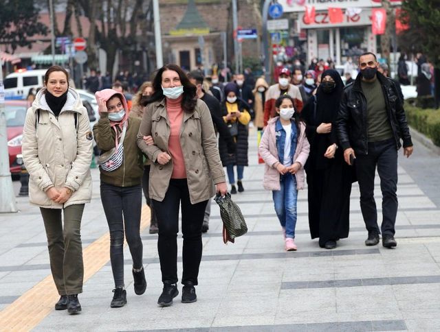 cumartesi kisitlamasi kalkti vatandaslar soka 13973859 o