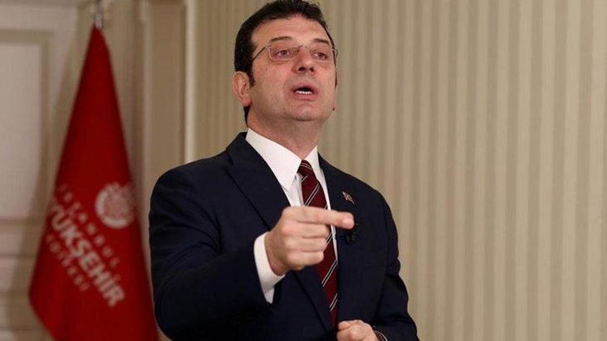 Ekrem İmamoğlu, yavru köpeklerin çöpe atılmasına isyan etti: Vicdan sahibi biri bunu yapmaz