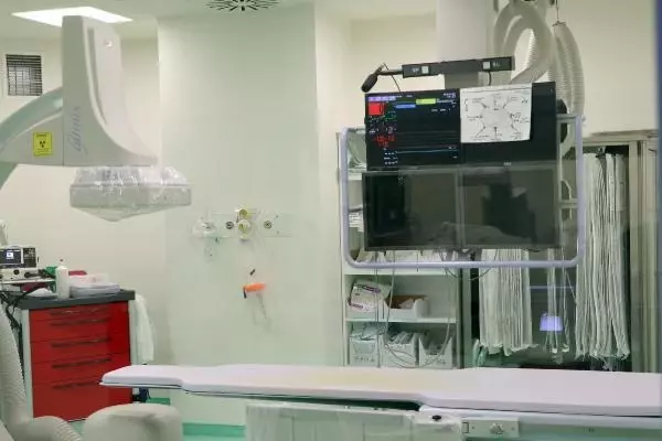 ESKİŞEHİR Eskişehir Şehir Hastanesi'nde artık aynı anda iki bypass ameliyatı yapılıyor ESKİŞEHİR Eskişehir Şehir Hastanesi'nde artık aynı anda iki bypass ameliyatı yapılıyor