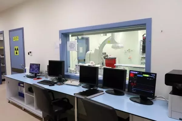 ESKİŞEHİR Eskişehir Şehir Hastanesi'nde artık aynı anda iki bypass ameliyatı yapılıyor ESKİŞEHİR Eskişehir Şehir Hastanesi'nde artık aynı anda iki bypass ameliyatı yapılıyor