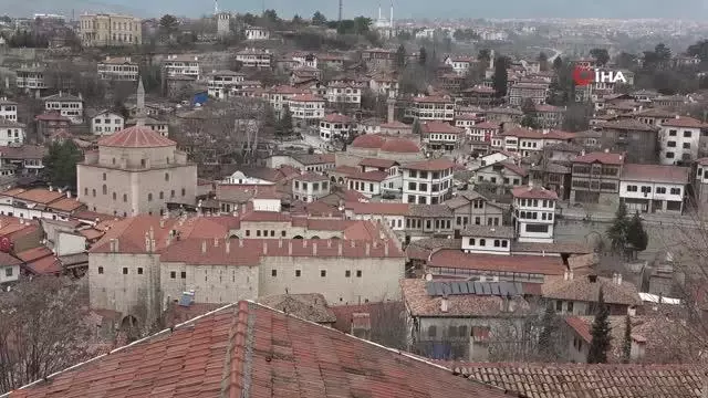 Hafta sonu kısıtlaması kaldırıldı, tarihi kent misafirlerini ağırlamaya başladı Hafta sonu kısıtlaması kaldırıldı, tarihi kent misafirlerini ağırlamaya başladı