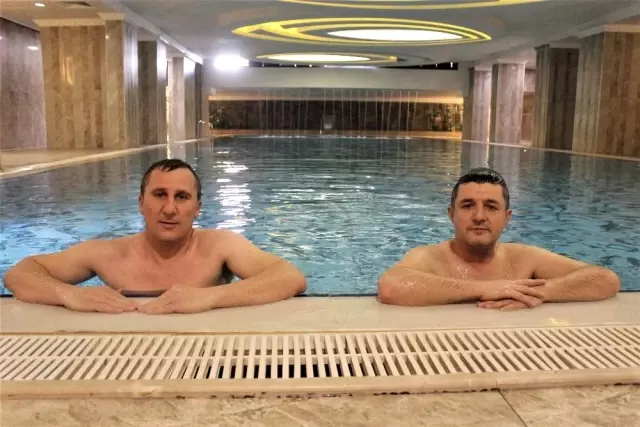 Hamamlar açıldı vatandaş kese ve masaja koştu Hamamlar açıldı vatandaş kese ve masaja koştu