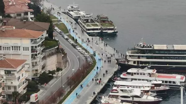 İSTANBUL'DA YASAKSIZ İLK CUMARTESİ; SAHİLLERE AKIN ETTİLER -1 Aktüel İSTANBUL'DA YASAKSIZ İLK CUMARTESİ; SAHİLLERE AKIN ETTİLER -1 Aktüel