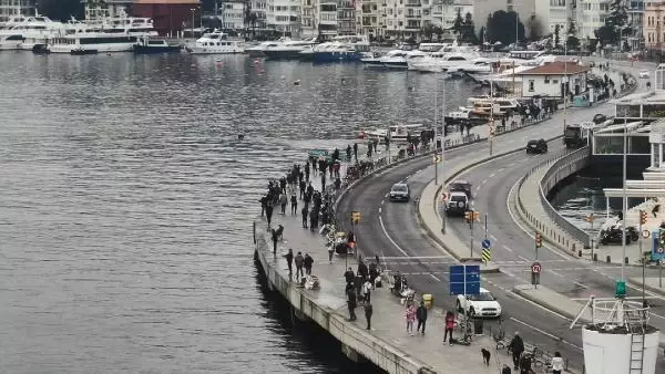 İSTANBUL'DA YASAKSIZ İLK CUMARTESİ; SAHİLLERE AKIN ETTİLER -1 Aktüel İSTANBUL'DA YASAKSIZ İLK CUMARTESİ; SAHİLLERE AKIN ETTİLER -1 Aktüel