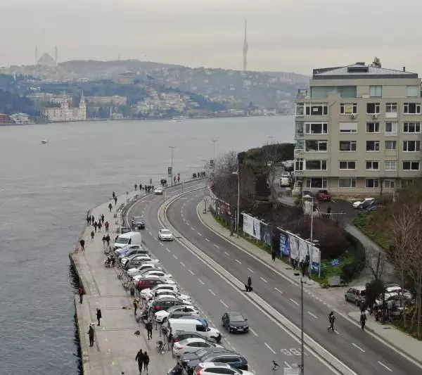 İSTANBUL'DA YASAKSIZ İLK CUMARTESİ; SAHİLLERE AKIN ETTİLER -1 Aktüel İSTANBUL'DA YASAKSIZ İLK CUMARTESİ; SAHİLLERE AKIN ETTİLER -1 Aktüel