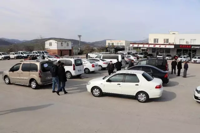 İkinci el otomobil piyasası marş basmaya başladı İkinci el otomobil piyasası marş basmaya başladı