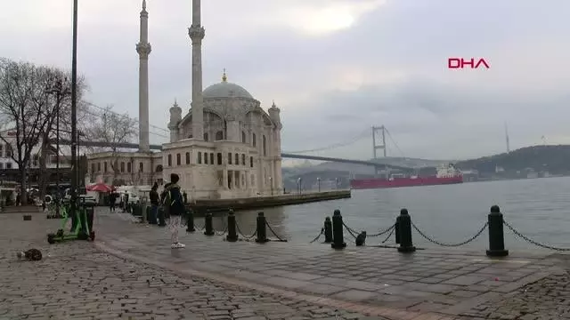 İSTANBUL'DA YASAKSIZ İLK CUMARTESİ; SAHİLLERE AKIN ETTİLER -1 Aktüel İSTANBUL'DA YASAKSIZ İLK CUMARTESİ; SAHİLLERE AKIN ETTİLER -1 Aktüel