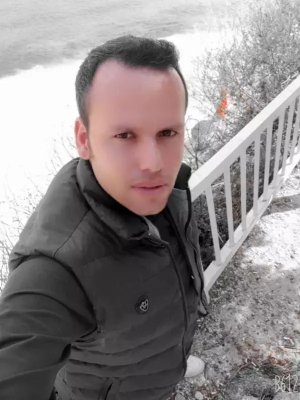 Kalp ameliyatı sonrası enfeksiyon oluştu, ikiz kızlarını göremeden öldü Kalp ameliyatı sonrası enfeksiyon oluştu, ikiz kızlarını göremeden öldü
