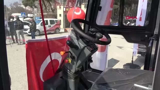KIRKLARELİ Albayrak Grubu'ndan Pınarhisar Belediyesi'ne yerli ve milli süpürge aracı KIRKLARELİ Albayrak Grubu'ndan Pınarhisar Belediyesi'ne yerli ve milli süpürge aracı