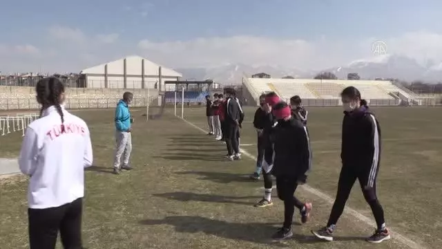Milli atlet Şevval Özdoğan'ın hedefi dünya şampiyonluğu Milli atlet Şevval Özdoğan'ın hedefi dünya şampiyonluğu