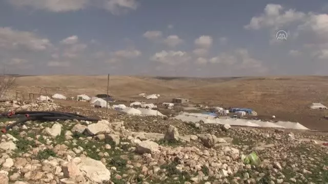 PKK'lı teröristlerin 34 yıl önce katlettiği 8 şehidin acısı dinmedi PKK'lı teröristlerin 34 yıl önce katlettiği 8 şehidin acısı dinmedi